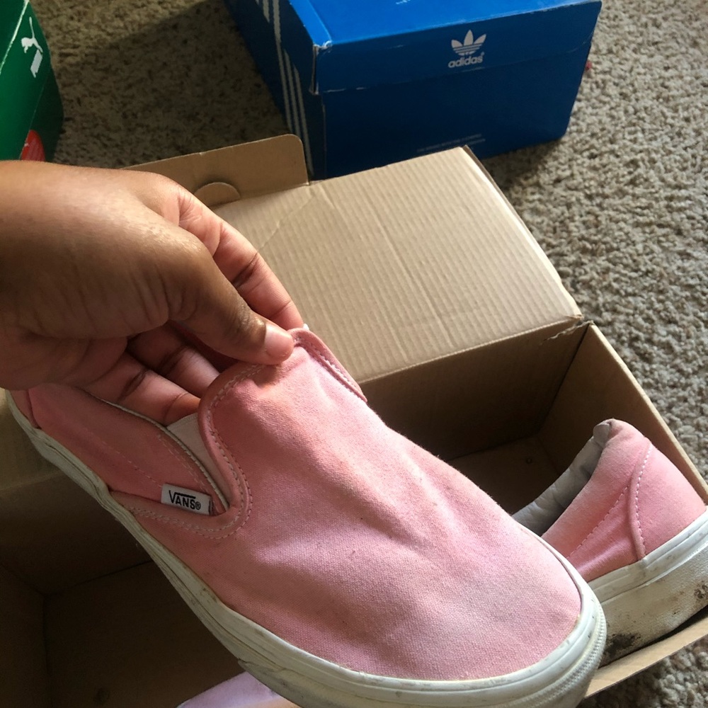 Vans - Picture 2 of 3